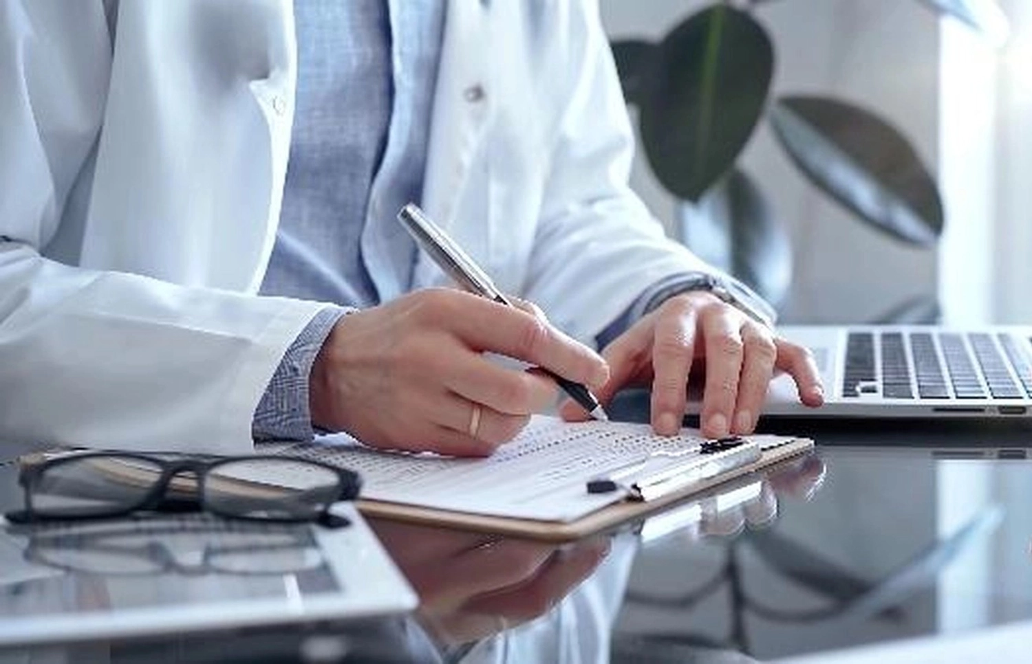 BD Medical Writing & Consulting - Arzt verfasst medizinische Aufzeichnungen